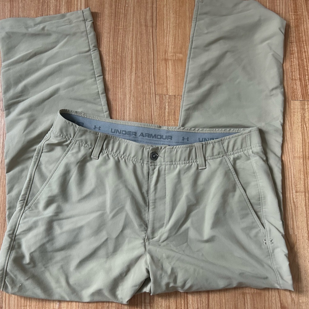 Under Armour Men's Khaki Chinos